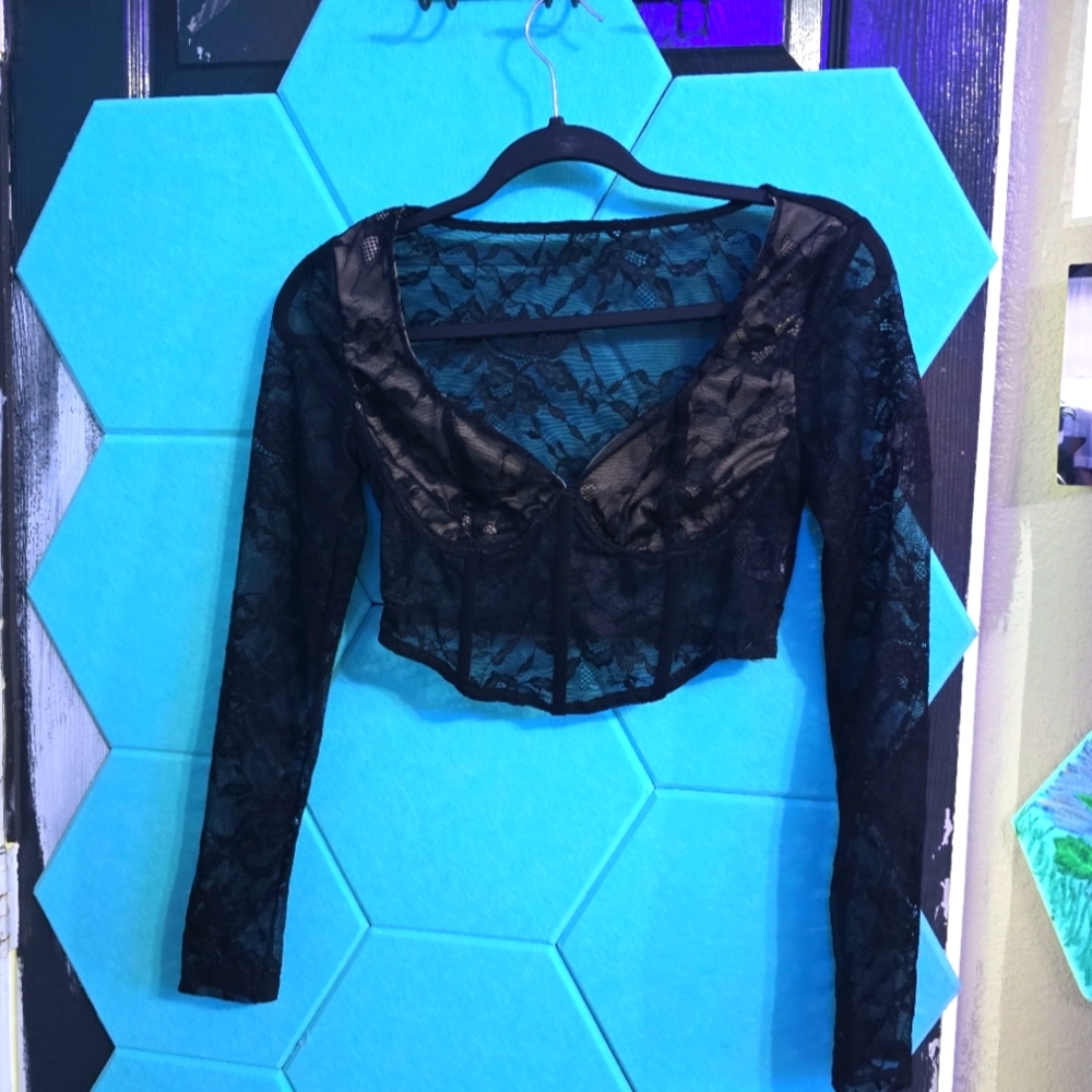 Lot of 2 shein tops